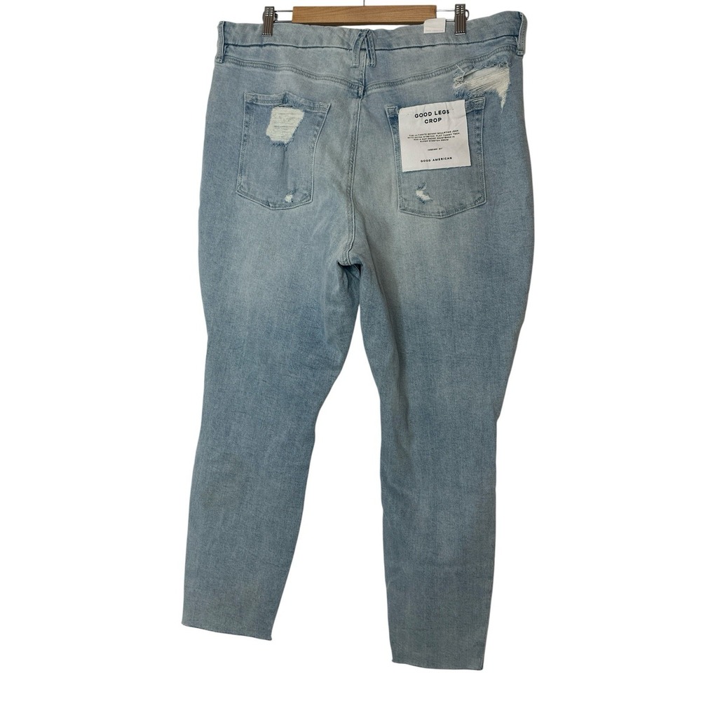 New Good American Jeans GOOD LEGS CROPPED Women's Size 18 Plus Blue Distressed - Picture 2 of 11